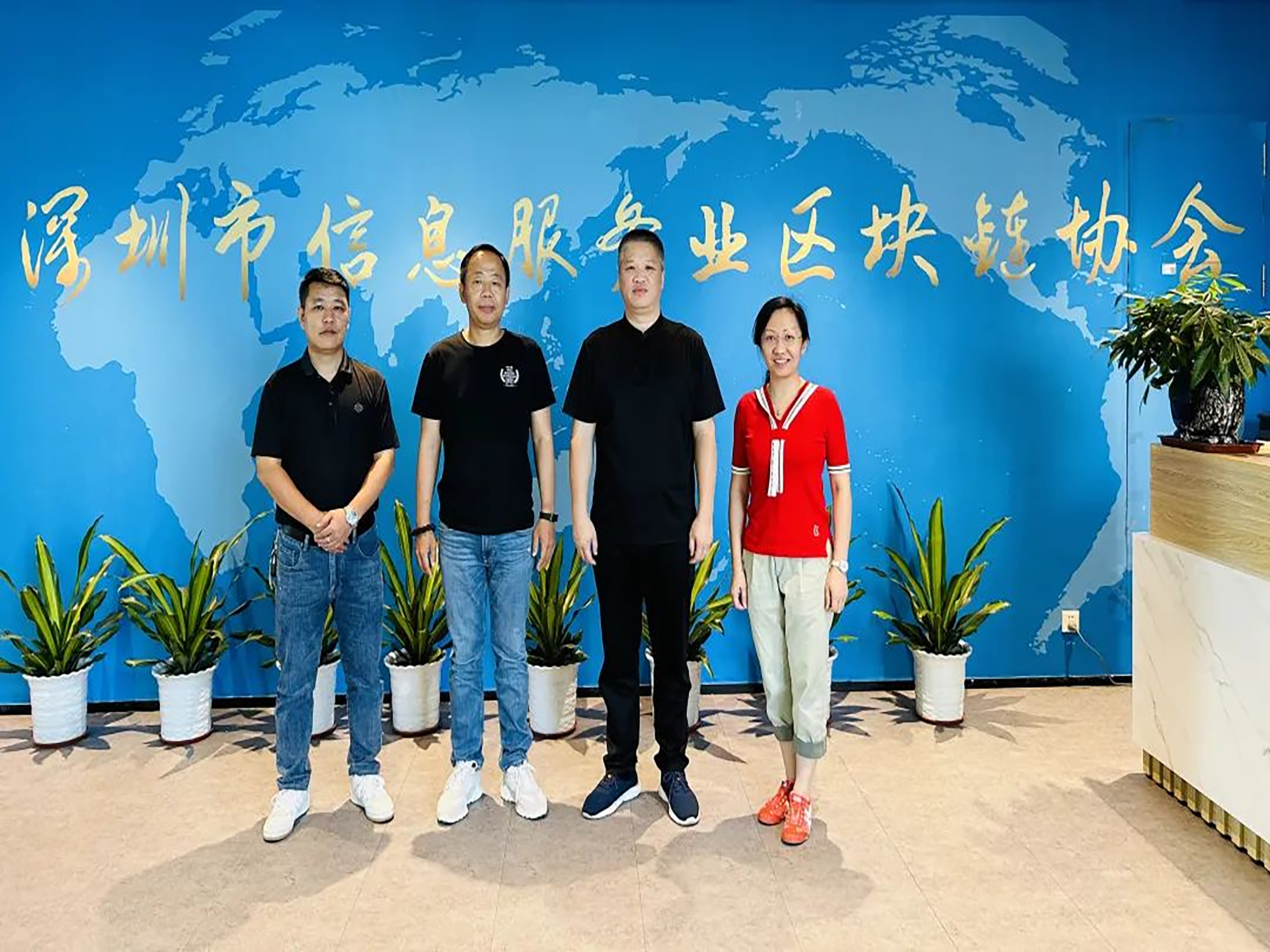 IEEE BDL主席李鳴到訪協(xié)會,國家標準,行業(yè)標準,團體標準,參編,編制,起草,標準立項,研制,參與制修訂,德為先科技,標準立項、標準起草、標準研制、標準規(guī)劃、標準評價、標準驗證及檢測，